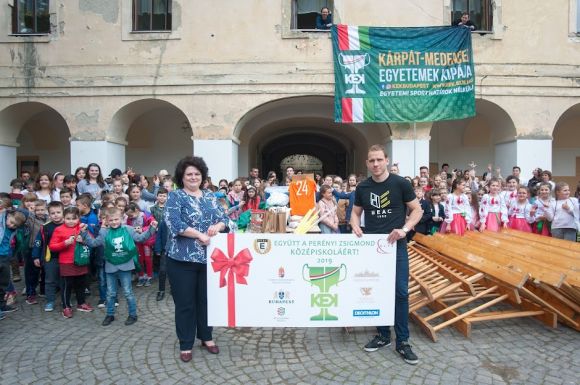 Budapesten futnak össze a Kárpát-medencei magyar egyetemisták