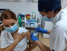 Több mint száz kórházi alkalmazott kérte már a harmadik oltást Csíkszeredában