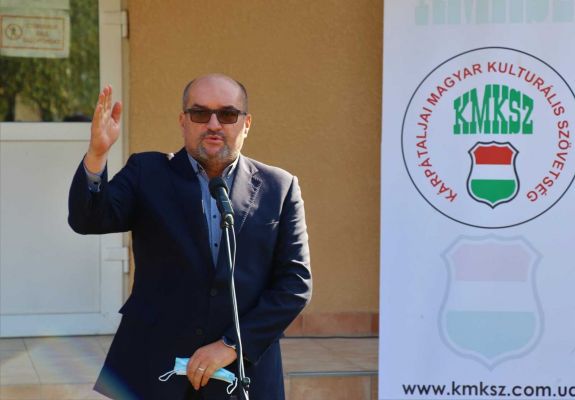 Az ukrán főügyészhez fordult a kárpátaljai magyarellenes kijelentések miatt a KMKSZ elnöke