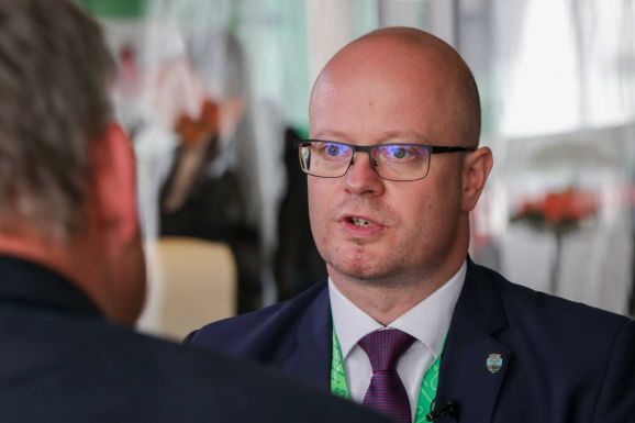 Kereskényi Gábor: Szatmárnémeti családbarát város kell legyen (VIDEÓINTERJÚ)