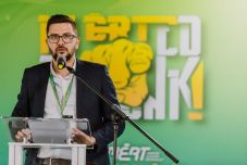 A Miért nem adja fel. Oltean Csongor a botlásáról, a rolexes fiúkról és az elfajuló konfliktusokról – INTERJÚ