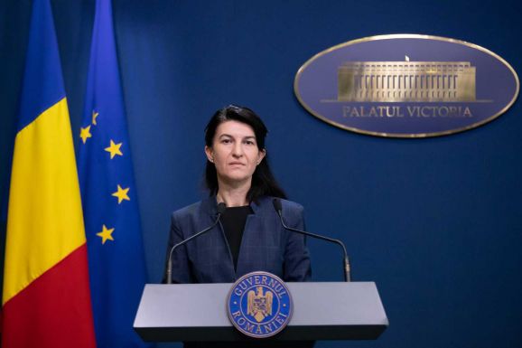 Kiakadt az Orban-tábor a háttérben a PSD-vel alkudozó Cîțura