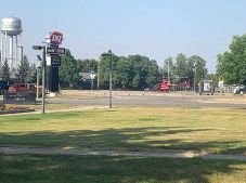 Helikopterrel ment fagylaltot venni egy pilóta Kanadában, vádat emeltek ellene