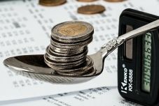 Kevesen nagyon sokat, sokan nagyon keveset!