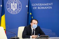 Románia még nem döntötte el, befogad-e afgán menekülteket 