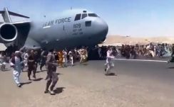 Emberi maradványokat találtak egy Kabulból felszállt katonai gép futóműházában