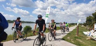 Hét országból Budapestre érkeztek az Otthonról Haza! kerékpáros túra résztvevői