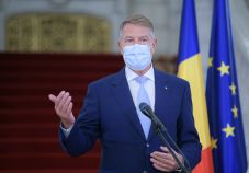Iohannis: a fasizmus és kommunizmus torzítatlan megismerése fontos lecke a jövő számára