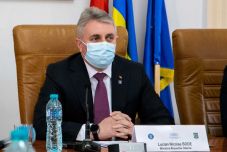 Szeptemberben már átvehetők az első elektronikus személyi igazolványok