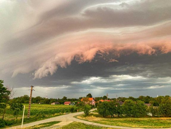 Egy másodfokú viharriasztást is kiadtak a meteorológusok