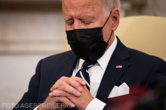 FRISSÍTVE: Manipulált a felvétel, amelyen az látszik, hogy Joe Biden amerikai elnök elaludt tárgyalás közben