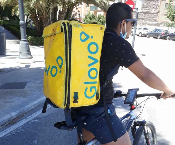 Hatalmasat kaszáltak tavaly az ételfutár cégek