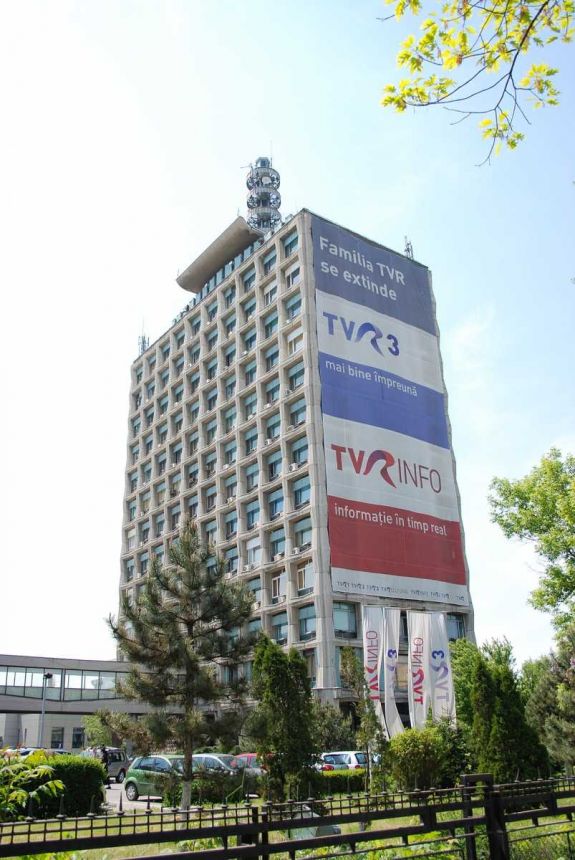 A TVR székházának a tetejéről leugorva lett öngyilkos egy férfi