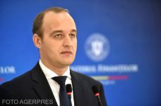 Tájékozatlanságból jeles: 1 600 lej a nettó minimálbér a pénzügyminiszter szerint