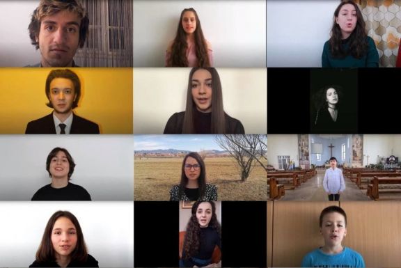 „Mint a kő, amikor vízbe esik...” – a vers szerelmeseit kérdeztük a magyar költészet napján