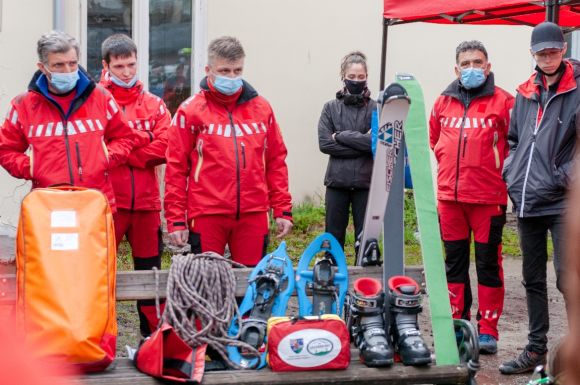 Télen-nyáron készenlétben állnak a gyergyói hegyimentők – nyílt napon jártunk