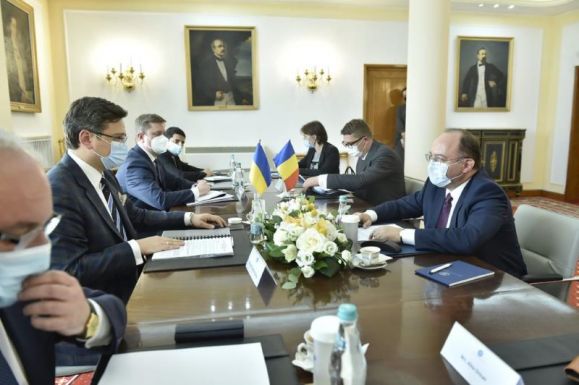 Aurescu: aki Romániát fenyegeti, a NATO-t fenyegeti