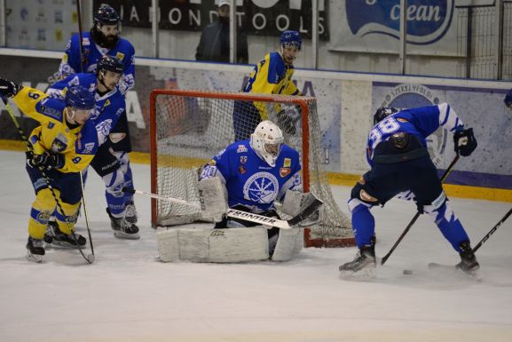 Kiütéses Sportklub-győzelemmel folytatódott az Erste Liga döntője