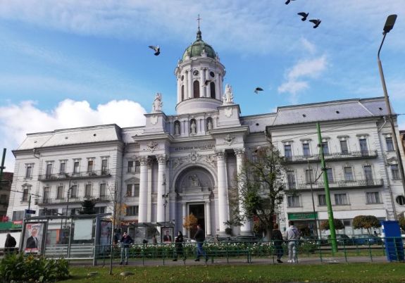 Aradon és Borosjenőben enyhítenek, kilenc településen maradnak a hétvégi korlátozások