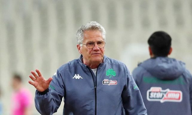 Sajtóhír: a rájátszás után távozik Bölöni László a Panathinaikosztól