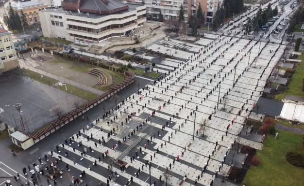 A belügyminiszter megköszönte a csíkszeredaiaknak a fegyelmezettségüket