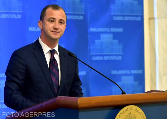 Szabályszegéssel vádolja a kormánypárti házelnököket a PSD