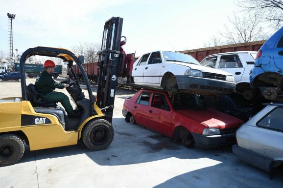 Egy hét múlva indul a Roncsautó program, idén már 7500 lejes az értékjegy