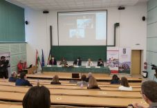 Felsőfokú asszisztensképzés indul Csíkszeredában