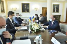 Aurescu: aki Romániát fenyegeti, a NATO-t fenyegeti