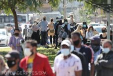 Vasárnaptól szabadtéren nem kell már szájmaszkot viselni Izraelben