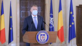 Iohannis: a vita helyett a járvány elleni küzdelemre összpontosítson a kormány