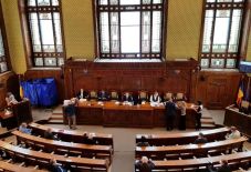 Létrehozta a Maros Megyei Tanács az ifjúsági tevékenységek támogatására szánt alapot (X)