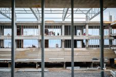 Oktatási intézmények építését, javítását támogatja a fejlesztési minisztérium Besztercében 