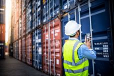 Az idei első két hónapban 3,7 százalékkal csökkent a román export