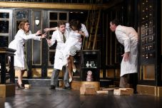 Nyitás Szatmáron: két nagyszínpadi és három bábelőadásra várják a nézőket