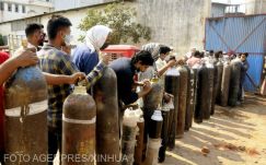 Románia 155 oxigénpalackot küld segélyként az 1,35 milliárd lakosú Indiának