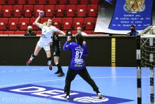 Női kézilabda BL: öt góllal győzött hazai pályán a CSM, tizeneggyel nyert idegenben a Győr