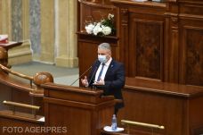 A szenátus „kiadta” Florian Bodog volt egészségügyi minisztert a DNA-nak