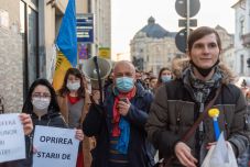 Koronavírus: enyhítettek a korlátozásokon Kolozsváron, Tordán és Désen