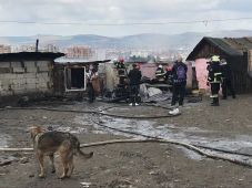 „Itt nem segít senki rajtunk” – nyolc család maradt fedél nélkül a hidegvölgyi tűzeset után