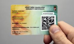 Szerbiával és Montenegróval megállapodott Magyarország a védettségi igazolványok elismeréséről