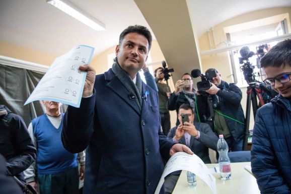Befejeződött az ellenzéki eredményváró, egyetlen politikus sem fog már nyilatkozni