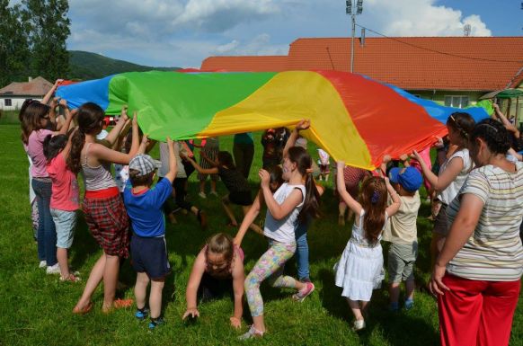 Közel ötszáz civil és egyházi program kap finanszírozást Háromszéken