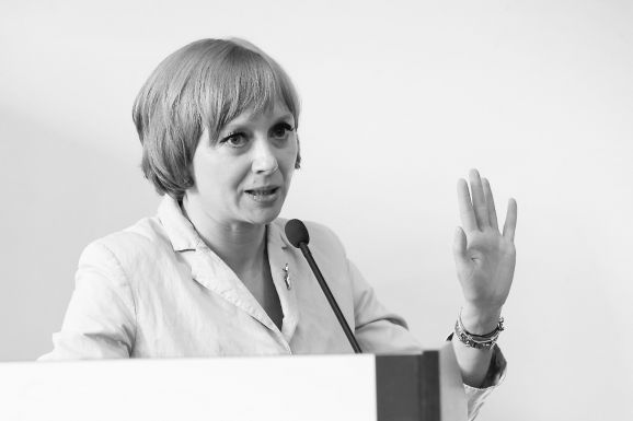 Állami lejárató kampányról ír a kormányfőt plágiummal vádoló újságíró