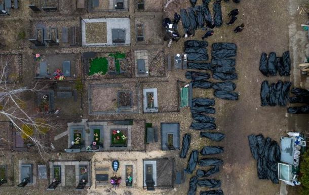 A bucsai polgármester szerint a civil áldozatok túlnyomó részét agyonlőtték