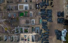 A bucsai polgármester szerint a civil áldozatok túlnyomó részét agyonlőtték