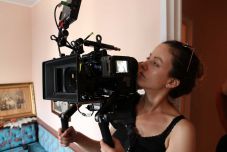 Figyelme volt a legjobb tulajdonsága – így lett Gopo-díjas operatőr a csíkszeredai Biró Boróka