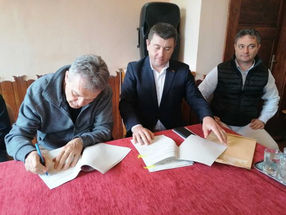 Kercsó Árpád mesteredző is a székelyföldi vidéki hoki szolgálatába állt