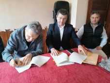 Kercsó Árpád mesteredző is a székelyföldi vidéki hoki szolgálatába állt