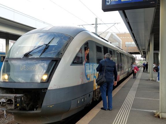 Újabb húsz villamos motorvonatot vásárol a vasút